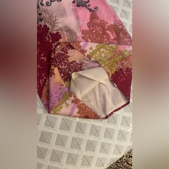 Yoana Baraschi Blush and Gold Floral Design - Picture 8 of 11